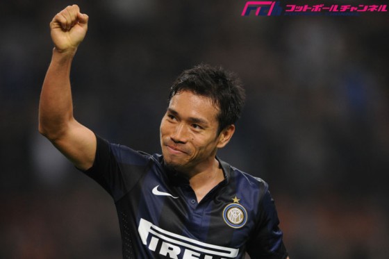 なぜ勝てない？サポーターが日本代表・長友に厳しい質問