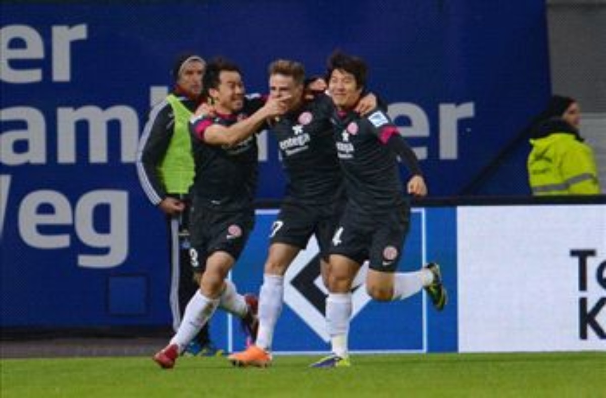 岡崎大活躍 ２ゴール１アシストで勝利に貢献 フットボールチャンネル