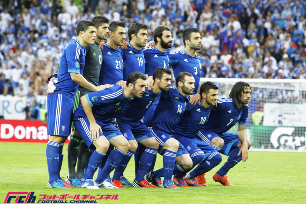 日本が注意すべきは肘打ち 怠惰な国民性の裏に潜む狡猾さ 経験者が語るギリシャサッカーの美学と弱点 フットボールチャンネル