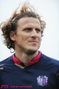 絶不調、セレッソのエース・柿谷曜一朗が苦しむ重圧。解放の鍵を握るフォルランの経験