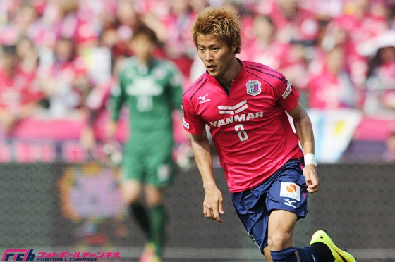 「8番の価値、その程度？」柿谷退団セレモニーでサポーターから厳しい弾幕