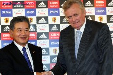 「自分たちのサッカー」とは何だったのか？　ジーコ時代との相似点と日本代表を巡る8年周期の問題点