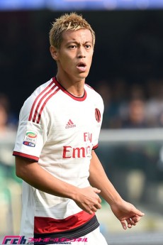 “相手に合わせ過ぎた”ミラン。2戦連続1-1。不発の本田、活躍の条件は「いかに中央へ侵入するか」