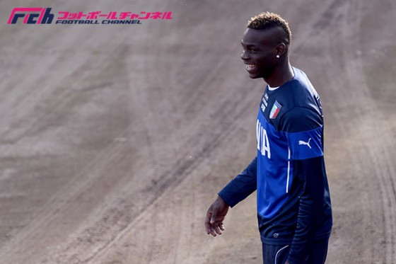 クライフ氏、バロテッリの問題行動に「しっかり教育を受けていれば…」。クラブにも責任があると主張