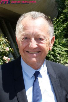 総工事費3000億円超! ユーロ開催に向けてスタジアム改築ラッシュのフランス。公的資金援助で国民は不満爆発…