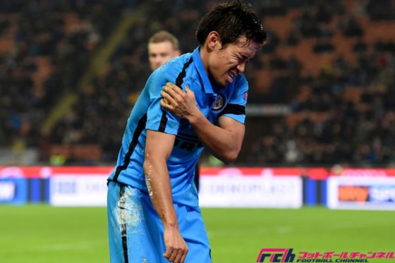 負傷交代の長友、伊紙の採点はワースト2の『5』。「ガッカリするほどヤワ」