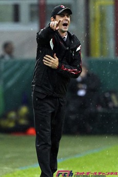 あとは得点だけ――。今季序盤と同様の姿を取り戻した本田。チームに「攻撃の形」をもたらす