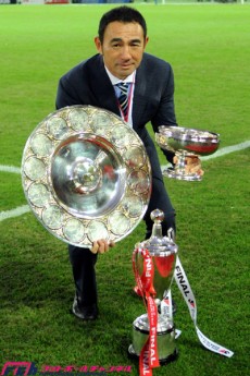 J2降格から三冠達成、花開いた「長谷川改革」。“西野流”とは異なるガンバが手にした強さ