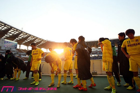 流経柏、3得点で立正大淞南を破り準決勝へ！【高校サッカー】