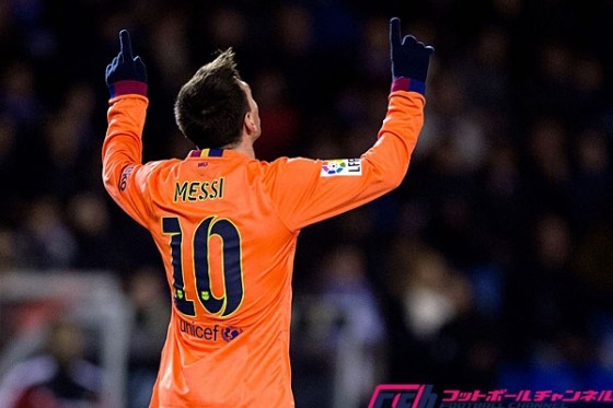バルサ、メッシのリーガ18回目のハットトリックでデポルを一蹴。レアルを追随