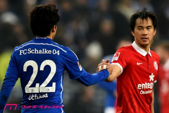 シャルケが岡崎に興味？