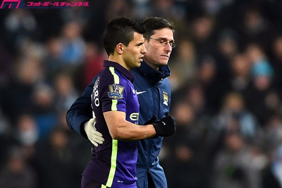 シティ快勝もアグエロ負傷交代。指揮官は楽観視「深刻ではない」