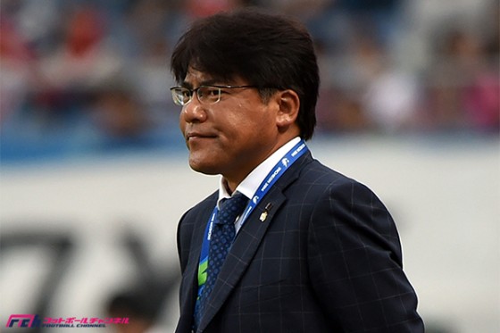 圧勝でも気を引き締める手倉森監督「躍進の2015年に」