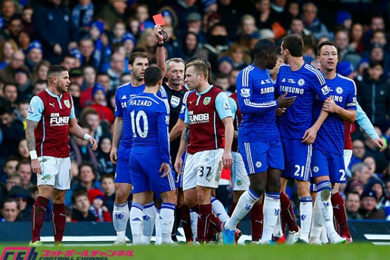 10人のチェルシー、終了間際に追いつかれバーンリーとドロー