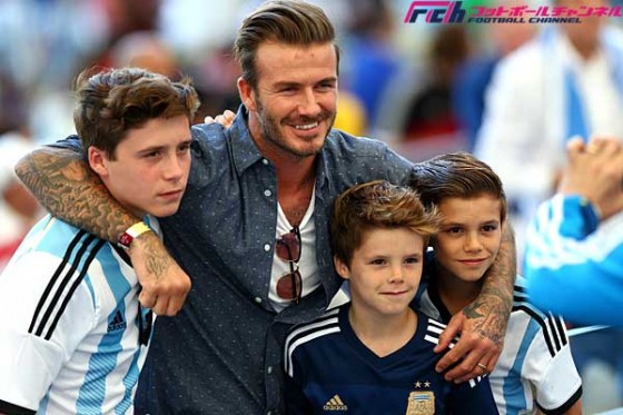 ベッカム長男、アーセナルと奨学生契約を結べず？　今夏放出と報道