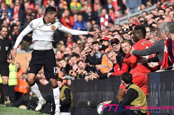 客席からバロテッリを止めたリバプールファン「”落ち着け”と声を掛けた」