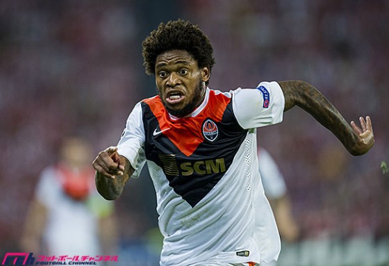 アーセナル、CL得点記録保持者のL・アドリアーノ獲得を検討か