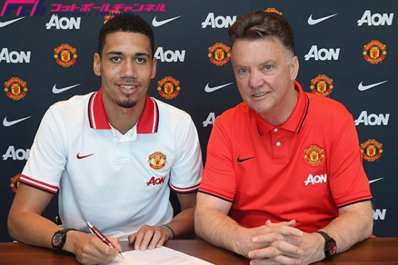 マンU・スモーリングが契約延長「ファン・ハールのもとで成長している」