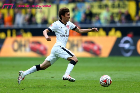 乾、来季もフランクフルト残留濃厚。1年の延長オプション行使へ