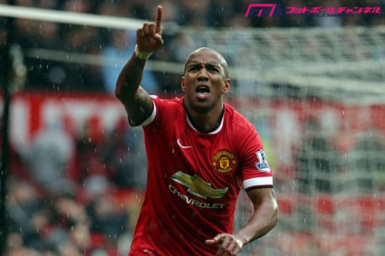 マンU、ヤングと新たに3年契約へ。ファン・ハール監督が高く評価