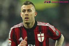 本田圭佑が躍動した“2つのファクター”とは？　メネズ不在で連携に徹したミラン、サッスオーロ戦で求められるのは「継続性」