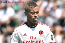 「目隠ししてクロスを放った」長友と「サムライ仕様」の本田。共に敗戦も2人の日本人に伊紙は異なる評価