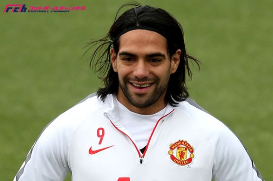 チェルシー、ファルカオ獲得は高額年俸がネック？　アザール超えは拒否か