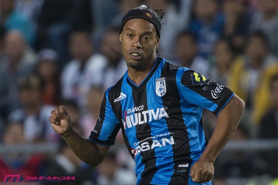 ロナウジーニョは母国復帰か。ヴァスコ会長「90%うちに来る」