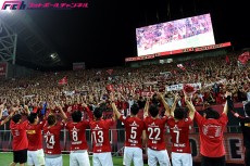 無敗優勝の浦和、動員減の鹿島。1stを終えたJリーグ、2ステージ制移行に特需はあったのか？