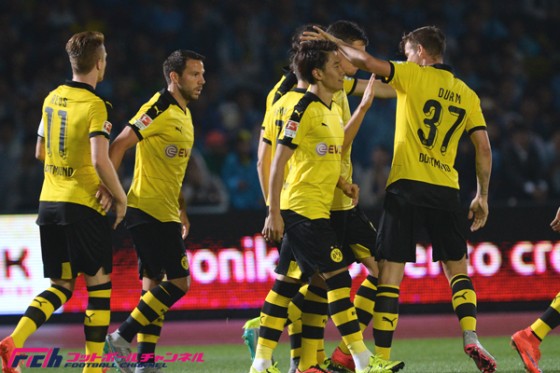 【写真で振り返る】香川＆丸岡が凱旋！　川崎Fと親善試合のドルトムント、日本のファンも熱狂