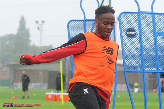 スターリングのマンC移籍は合意済み？　ロジャース監督が現状を説明