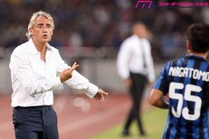 厳しい立場の長友。レアル戦起用法は「左MFで8分間」。完全復活へ、移籍が最善の選択肢か