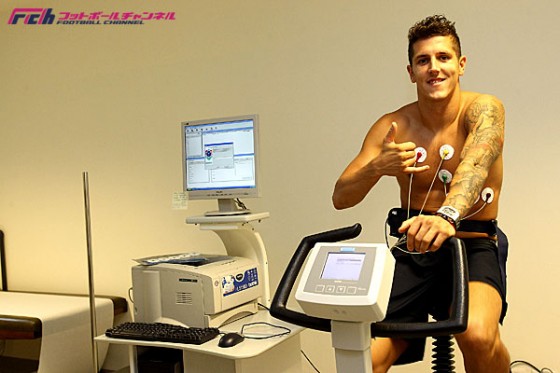 インテルがヨベティッチ獲得を発表。買取義務付きレンタルで