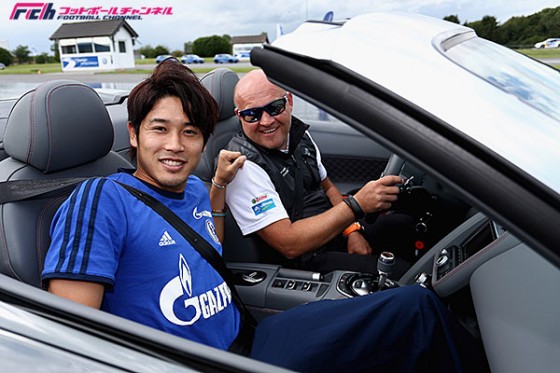 シャルケに朗報…右膝手術の内田篤人が間もなくリハビリ完了へ