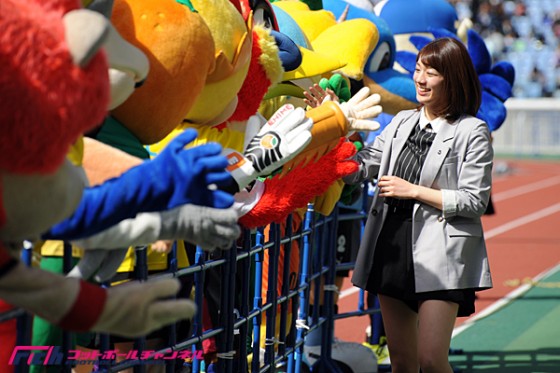 Jリーグ、公式Instagramのアカウントを開設。選手写真の第一号は浦和GK西川