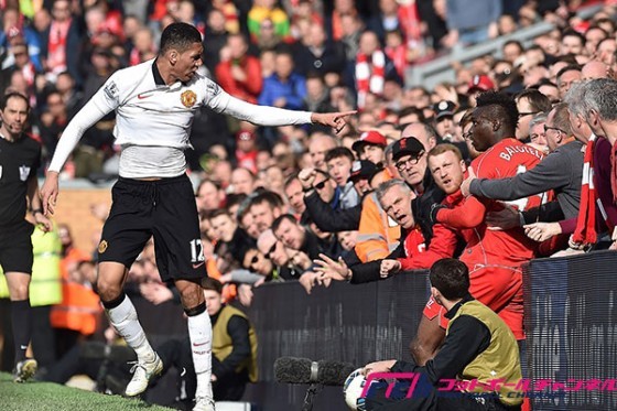自宅で花火、味方のPK強奪にいじめの和解まで…。悪童バロテッリが起こした10の“珍行動”