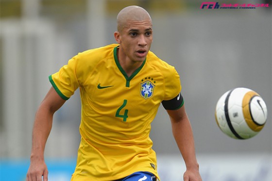 残留目指すグラナダ、マルセイユからブラジル代表DFドーリアを獲得