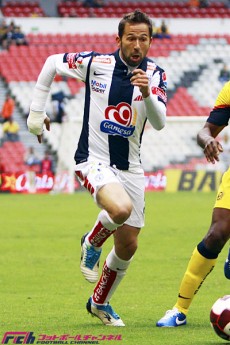 引退を発表したラウル・タムード。“ワールドクラス”でなくとも“地域密着”で地元に愛された名選手