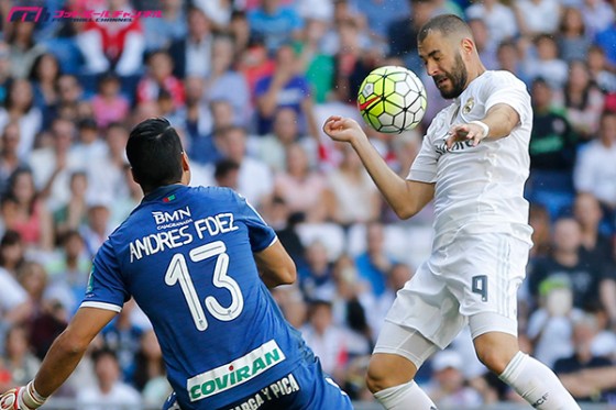 グラナダに苦しめられたレアル、ベンゼマの1発で辛くもリーグ3連勝