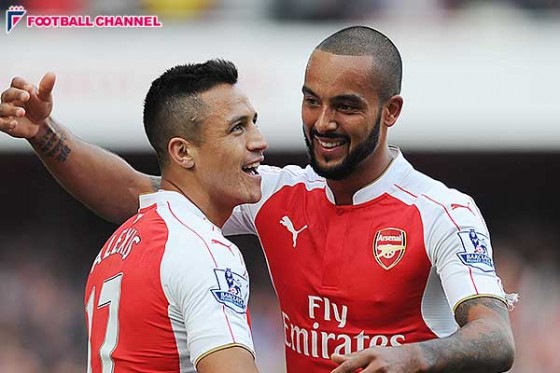 好調マンUが前半だけで3失点の完敗。快勝したアーセナルは2位に浮上