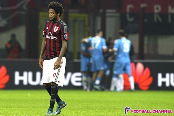 本田不在のミラン、ナポリに完敗。連携、決定機も皆無で早くも4敗目