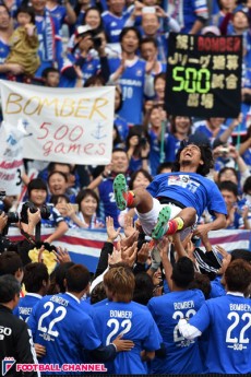 “不屈のボンバー”中澤佑二の炎は消えず。敵将も認める「本物のプロ」が次に目指すは40歳の壁