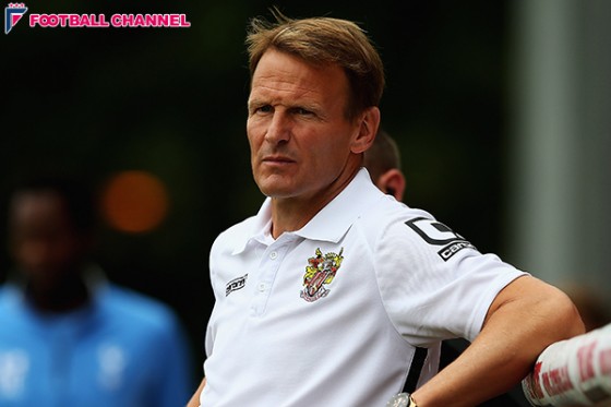 49歳シェリンガム、4部で現役復帰!?　自身が監督務めるクラブで選手登録