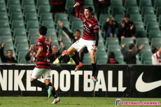 高萩洋次郎が手にしたWタイトル、韓国FA杯優勝とMVP。アジアを席巻する日本人司令塔の躍動と誇り