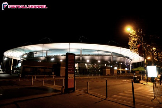 パリの同時多発テロに仏紙一面「恐怖」。死者154人との報道も