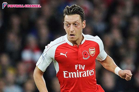 アーセナル、6戦連続アシストのエジルと契約延長に向けた交渉準備へ