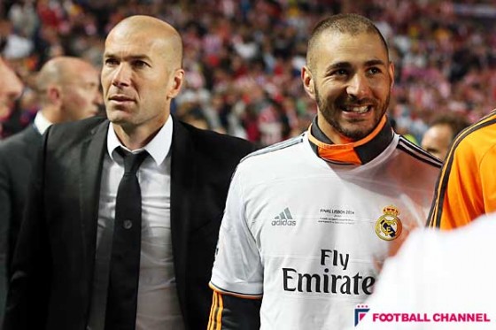 恐喝容疑のベンゼマに同郷のレジェンドがアドバイス「注意深く物事を見守ること」