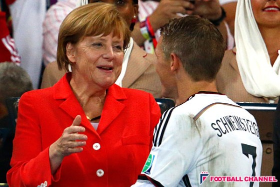 「ゲームを止めることはできない」。独メルケル首相の親善試合観戦に全閣僚が同席へ