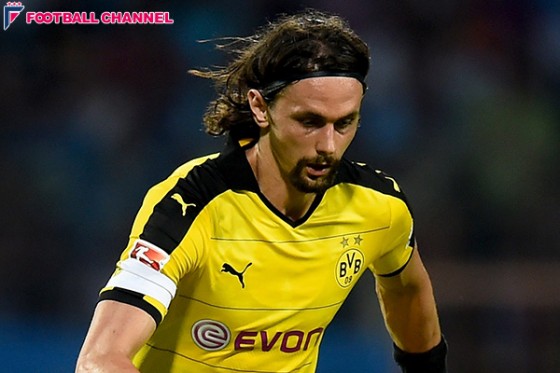 クロップの愛弟子DFをめぐりハノーファーとリバプールが争奪戦？