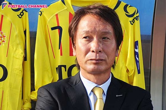 北九州、柱谷幸一監督の続投を発表。来季で就任4年目突入へ